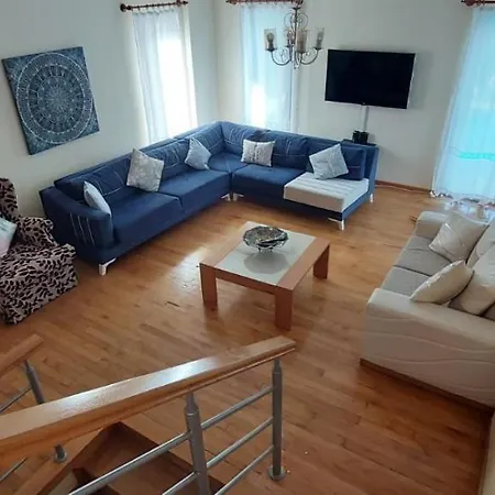 Villa Gocek Dag Manzarali Doga Icinde Havuzlu